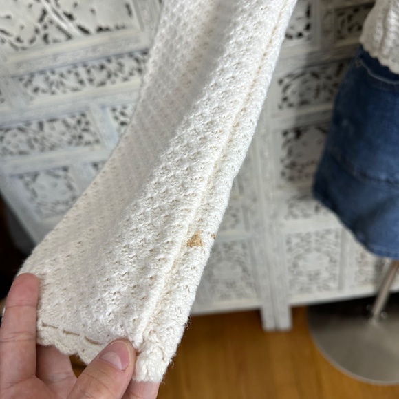 Vintage Cream Knit Crochet Coquette Ruffle Cropped V Neck Sweater Sz Medium - Picture 3 of 9